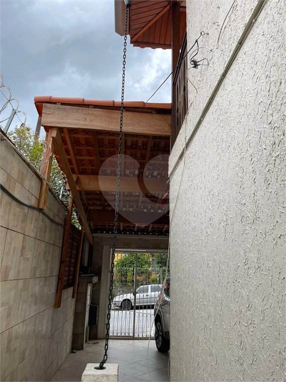 Sobrado à venda com 2 quartos, sendo 1 suíte,  em Ferreira, São Paulo, SP