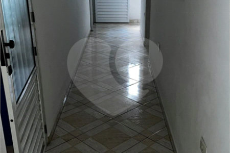 Sobrado à venda com 3 quartos em Cidade Kemel, São Paulo, SP