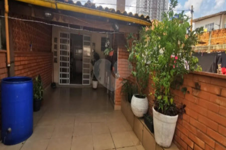 Casa com 130m², 2 quartos, à venda no Cambucí