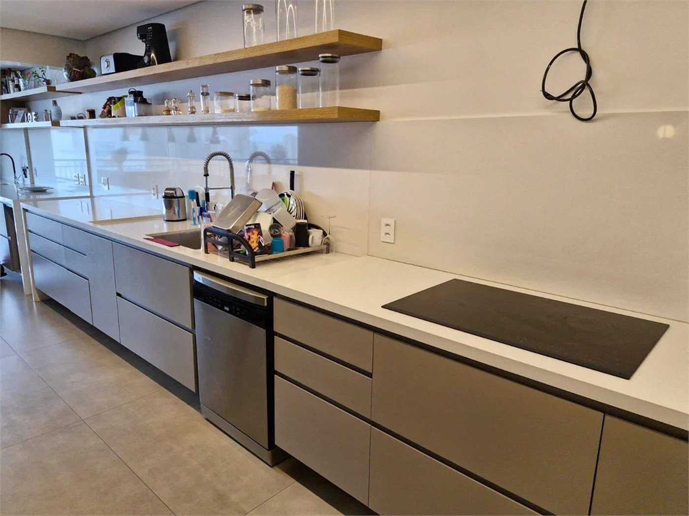 Apartamento à venda com 3 suítes em Vila Suzana, São Paulo, SP