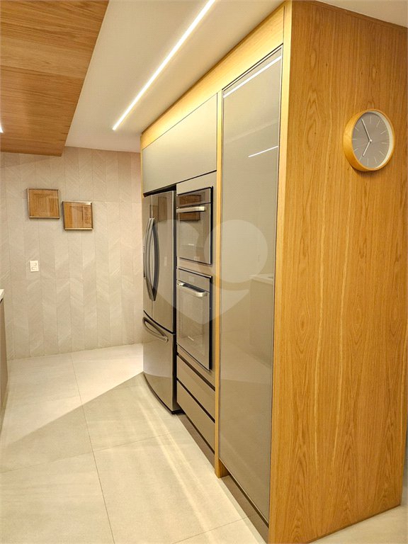 Apartamento à venda com 3 suítes em Mirandópolis, São Paulo, SP