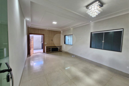Casa à venda com 3 quartos, sendo 1 suíte, em Nova Tres Lagoas, Três Lagoas, MS