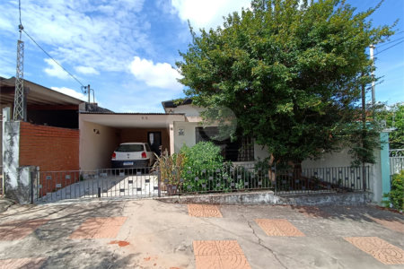 Casa à venda com 3 quartos, sendo 1 suíte,  em Jardim Itália, Itapetininga, SP