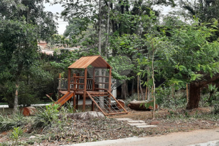 Casa à venda com 4 quartos, sendo 3 suítes, em Jardim Marajoara, São Paulo, SP