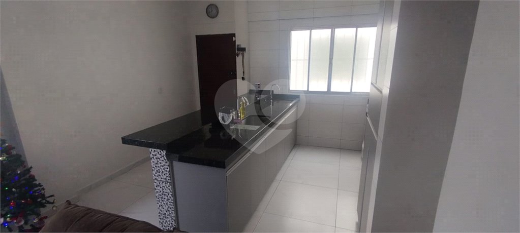 Apartamento à venda com 2 quartos em Maracanã, Praia Grande, SP