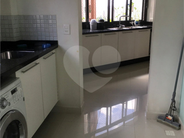 Apartamento à venda com 3 suítes em Tatuapé, São Paulo, SP
