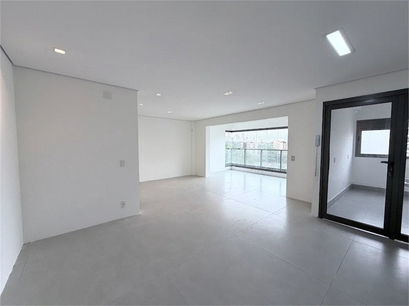 Apartamento à venda com 3 quartos, sendo 1 suíte,  em Vila Leopoldina, São Paulo, SP