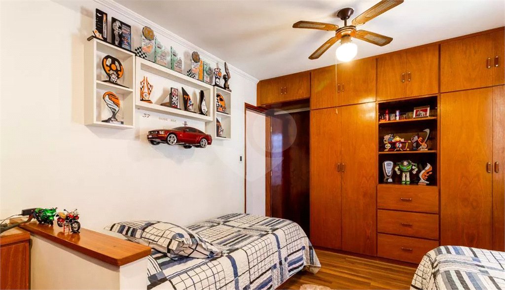 Casa à venda com 3 quartos, sendo 1 suíte, em Vila Olímpia, São Paulo, SP