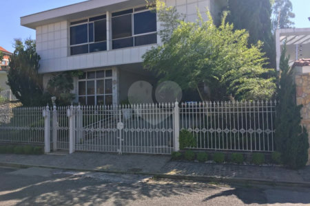Sobrado à venda com 3 quartos, sendo 1 suíte, em Jardim São Bento, São Paulo, SP