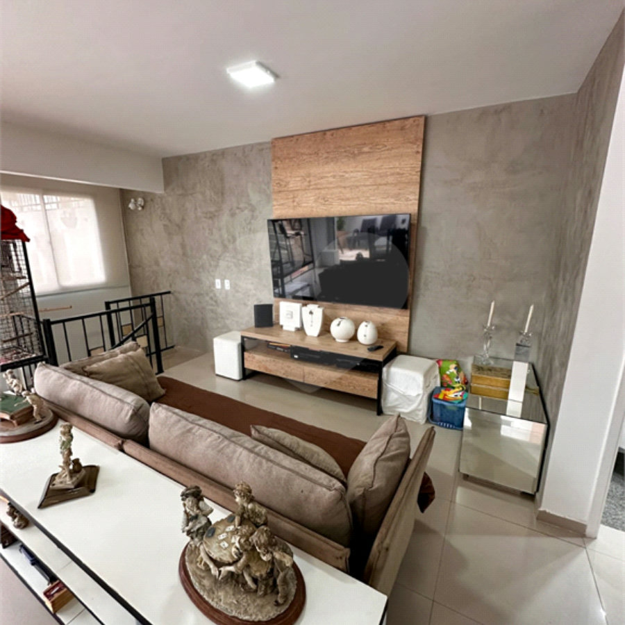 Apartamento à venda com 3 quartos, sendo 1 suíte, em Vila Regente Feijó, São Paulo, SP
