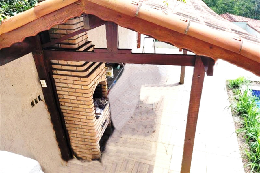 Sobrado à venda com 4 suítes em Tremembé, São Paulo, SP