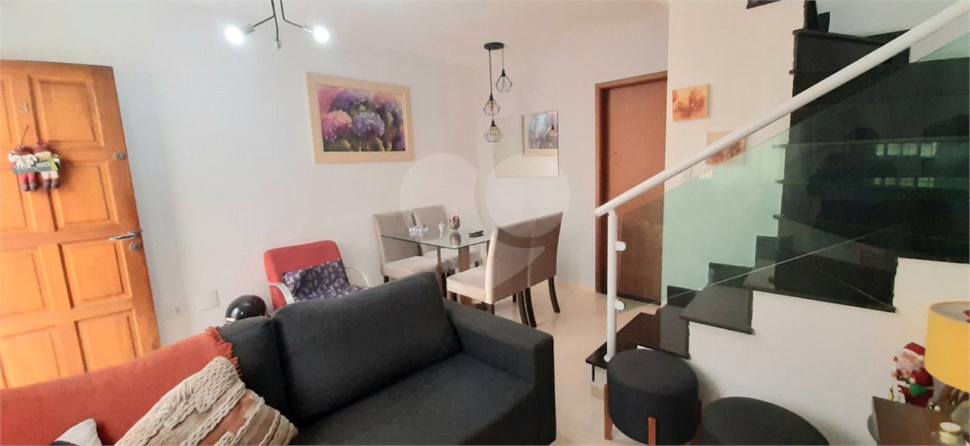 Casa à venda com 2 suítes no condomínio Alto da Serra, São Paulo - SP