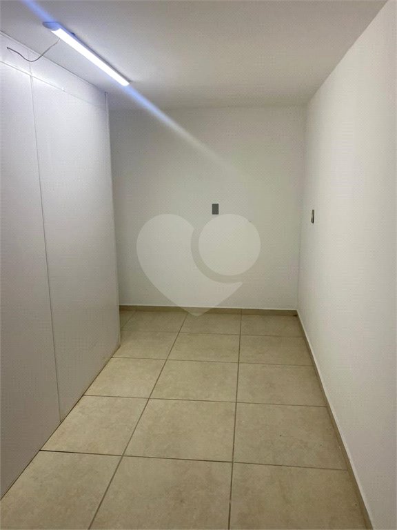 Sobrado à venda com 5 quartos, sendo 1 suíte, em Nova Piraju, São Paulo, SP