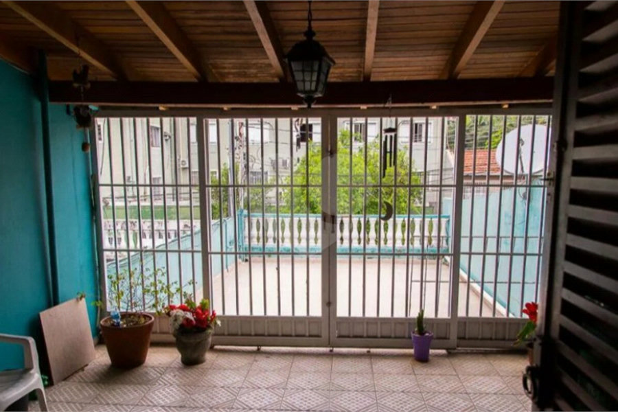 Casa à venda com 3 quartos, sendo 1 suíte,  em Planalto Paulista, São Paulo, SP