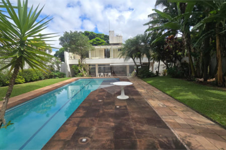 Casa à venda com 4 suítes em Santo Amaro, São Paulo, SP