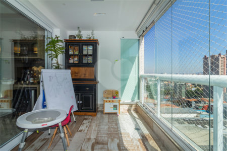 Apartamento à venda com 3 suítes em Alto da Lapa, São Paulo, SP