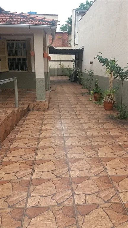 Casa Térrea à venda com 3 quartos em Jardim Nadir, São Paulo, SP