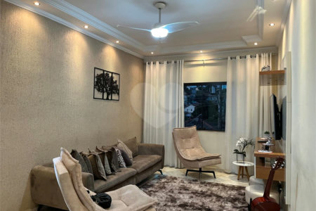 Sobrado à venda com 3 quartos, sendo 1 suíte,  em Vila Pirituba, São Paulo, SP