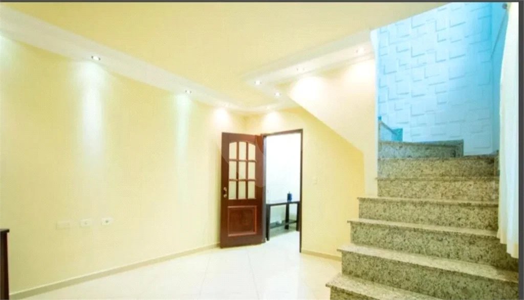 Casa com 172m² , 3 dormitórios , sendo 1 suíte , 2 vagas , à venda no Jardim Alvorada em Santo André.