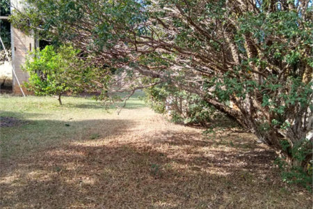 Chácara em água vermelha, localizada em ponto comercial.