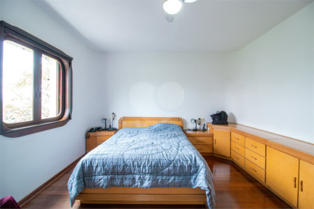 Apartamento à venda com 4 quartos, sendo 3 suítes, em Chácara Santo Antônio, São Paulo, SP