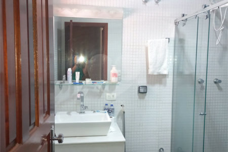 Sobrado à venda com 4 quartos em Chácara Santo Antônio, São Paulo, SP
