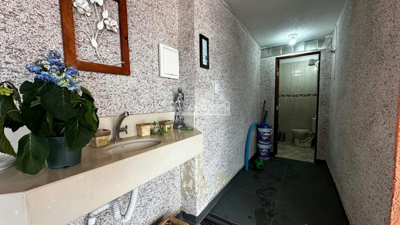Casa à venda com 3 quartos, sendo 2 suítes, em Jardim Real, Bom Jesus dos Perdões, SP