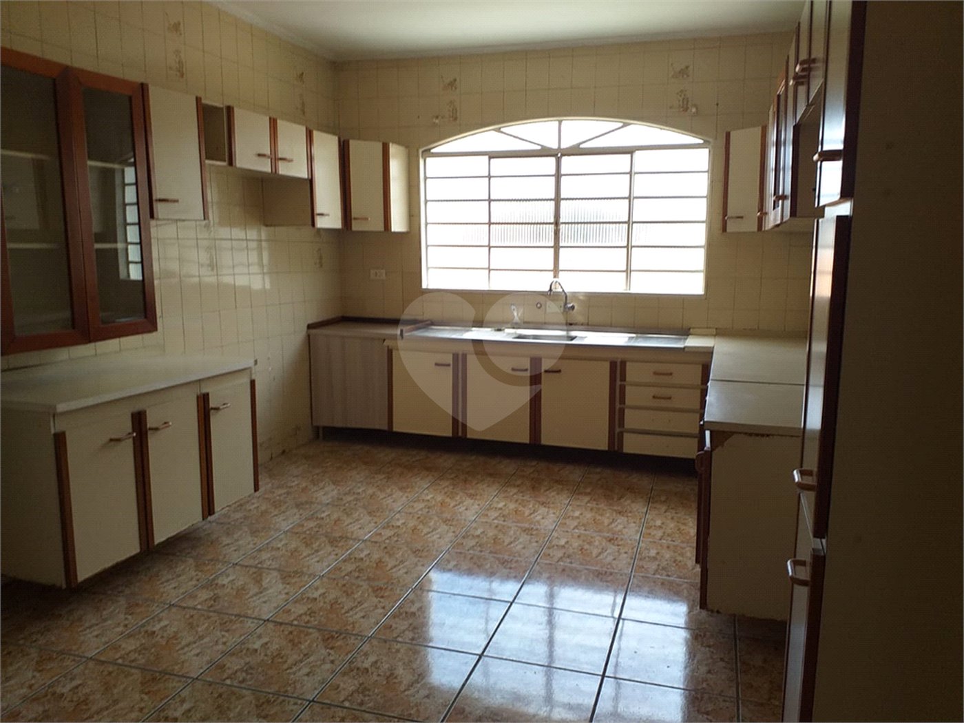 Sobrado à venda com 3 quartos, sendo 1 suíte, em Vila Gustavo, São Paulo, SP