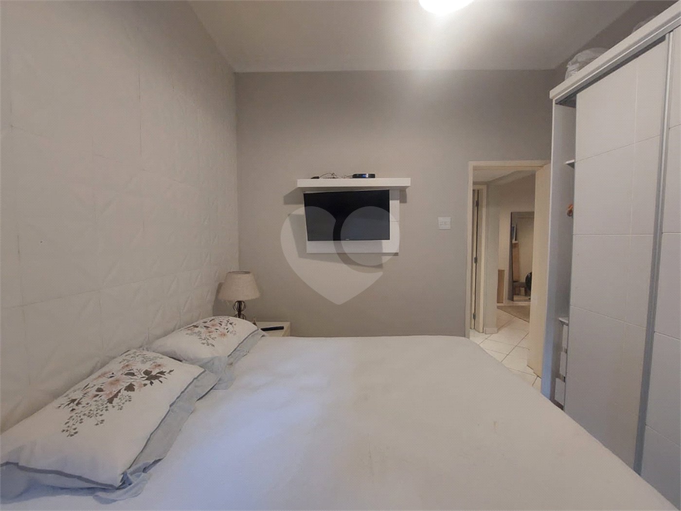 Casa de Vila à venda com 2 quartos, sendo 1 suíte,  em Rio de Janeiro, RJ