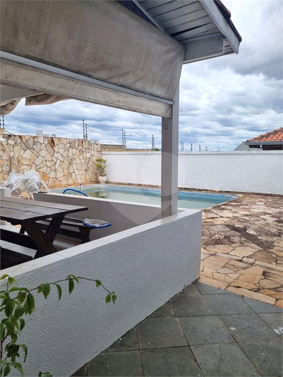 Casa à venda com 4 quartos, sendo 1 suíte, no condomínio Parque Ibiti do Paço, Sorocaba - SP