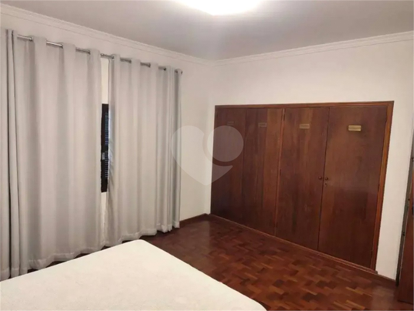 Sobrado à venda com 4 quartos, sendo 2 suítes, em Lapa, São Paulo, SP