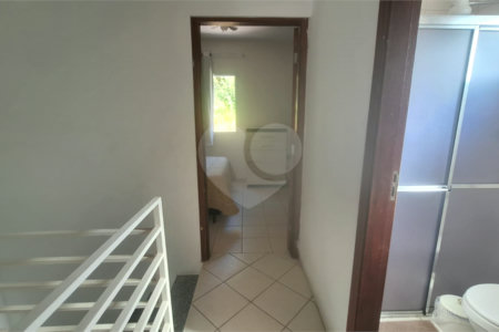 Casa à venda com 2 quartos no condomínio Karolyne, Votorantim - SP