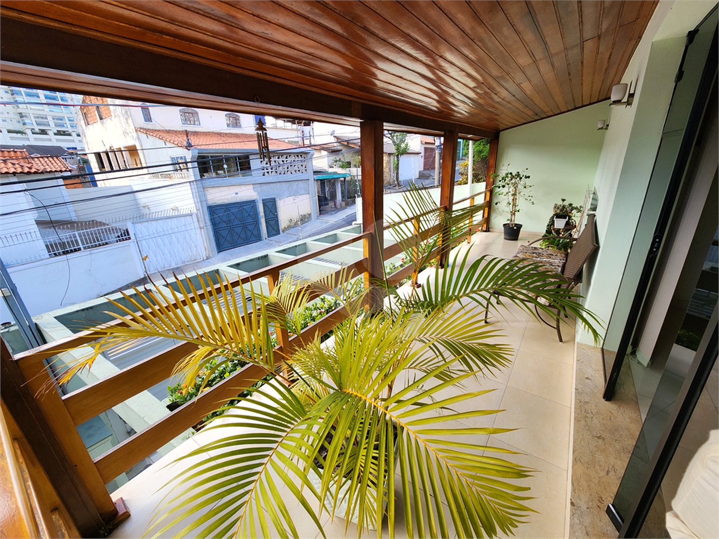 Casa à venda com 4 quartos, sendo 3 suítes,  em Vila Rosália, Guarulhos, SP