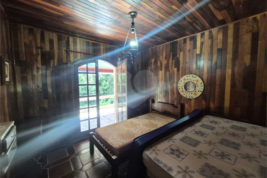 Casa Térrea à venda com 3 quartos, sendo 1 suíte,  em Serra da Cantareira, Mairiporã, SP