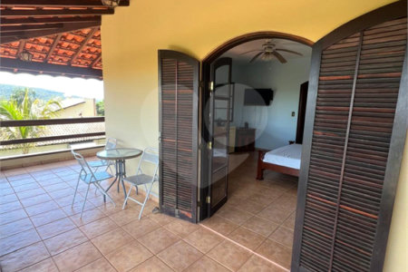 Casa à venda com 4 quartos, sendo 1 suíte, em Alpes D'ouro, Bom Jesus dos Perdões, SP
