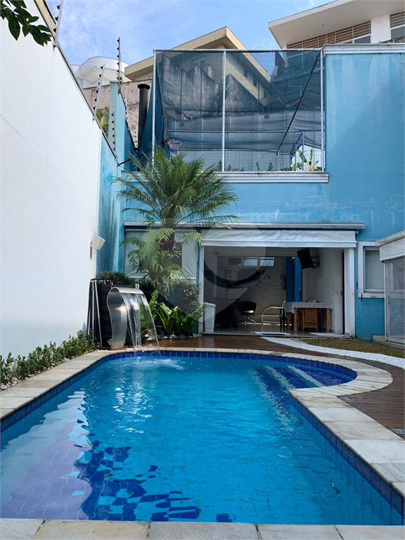 Casa à venda com 4 suítes em Santana, São Paulo, SP