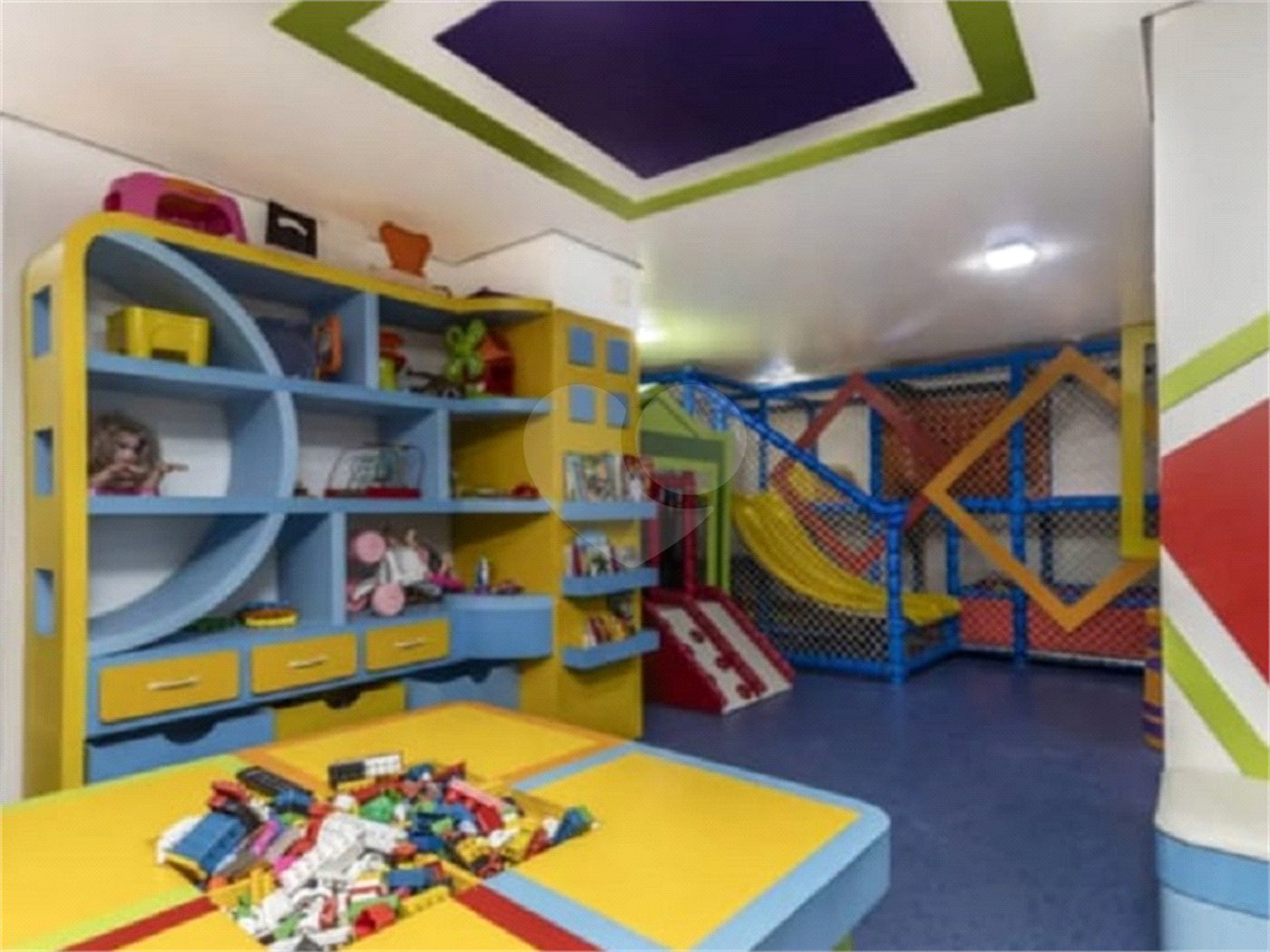 Apartamento à venda com 3 quartos, sendo 2 suítes, em Barra Funda, São Paulo, SP