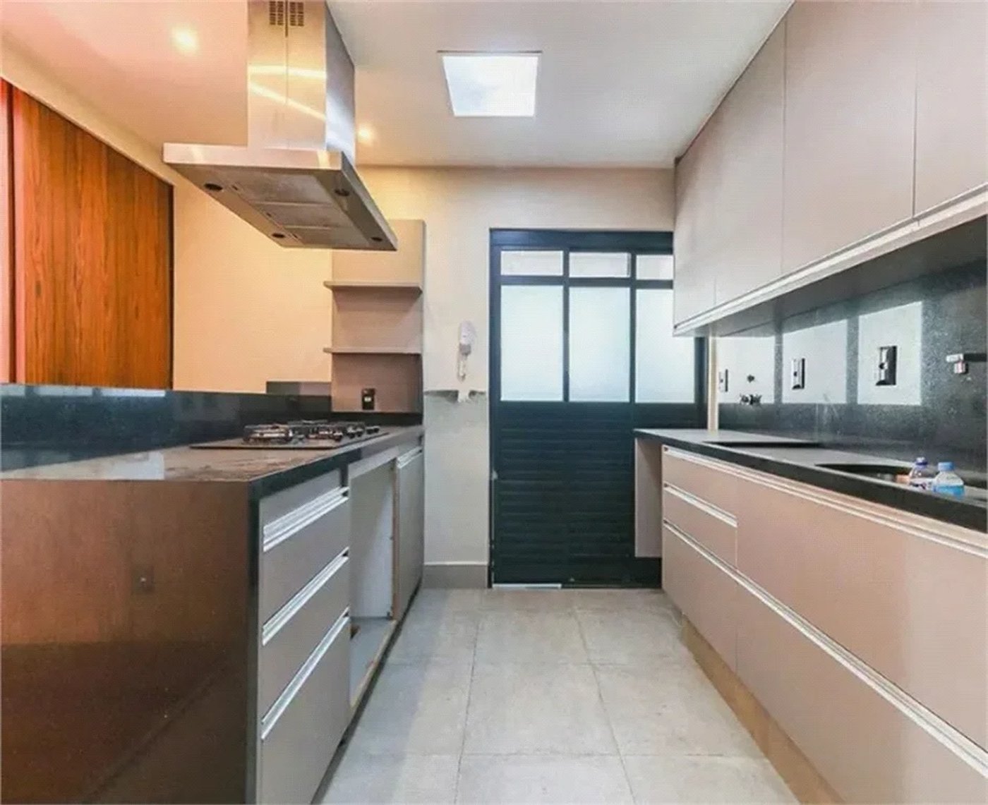 Apartamento à venda com 3 quartos, sendo 2 suítes, em Vila Progredior, São Paulo, SP