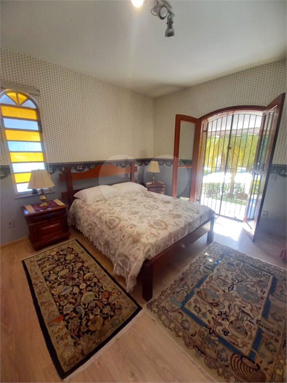 Casa à venda com 5 quartos, sendo 2 suítes, no condomínio Estância Marambaia, Vinhedo - SP