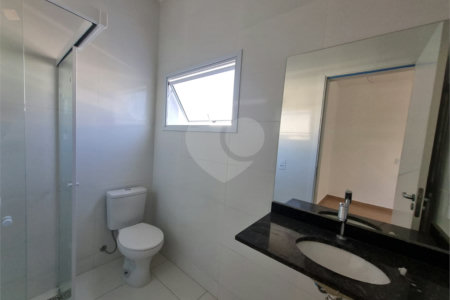 Casa à venda com 3 quartos, sendo 1 suíte, no condomínio Residencial Américo Figueiredo, Sorocaba - SP