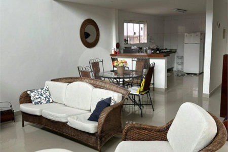Casa para alugar com 3 quartos, sendo 1 suíte, em Geribá, Armação dos Búzios, RJ