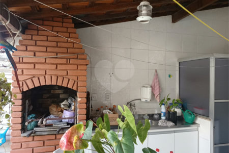 Casa à venda com 4 quartos, sendo 1 suíte,  em Jardim Armênia, Mogi das Cruzes, SP