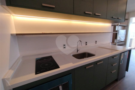 Apartamento à venda ou para alugar com 1 quarto em Cerqueira César, São Paulo, SP