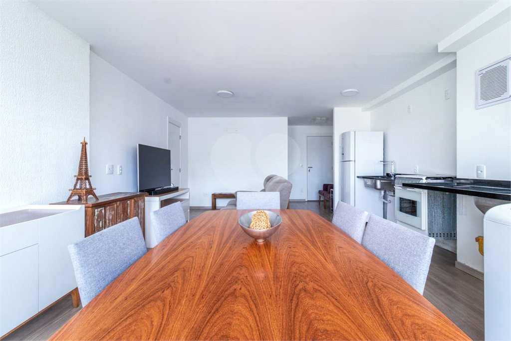 Apartamento à venda com 3 quartos, sendo 1 suíte, em Barra Funda, São Paulo, SP
