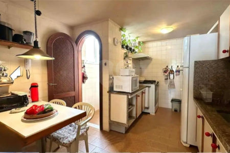Cobertura à venda com 4 quartos, sendo 1 suíte,  em Copacabana, Rio de Janeiro, RJ