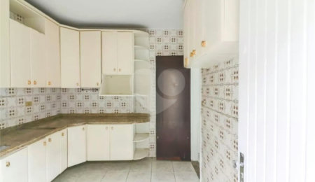 Sobrado à venda com 3 quartos, sendo 1 suíte,  em Jardim Bonfiglioli, São Paulo, SP