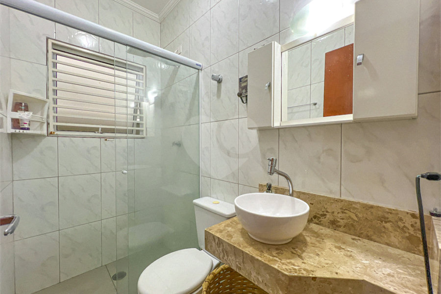 Casa à venda com 3 quartos, sendo 1 suíte,  no condomínio 658, São Paulo - SP