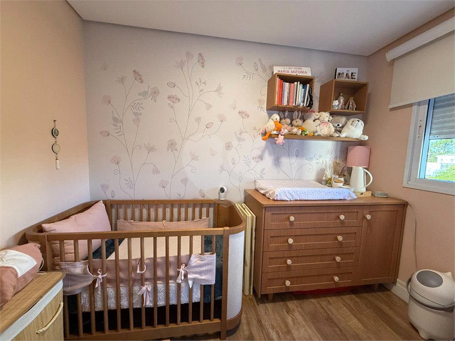 Apartamento à venda com 2 quartos, sendo 1 suíte,  em Jardim Leonor Mendes de Barros, São Paulo, SP