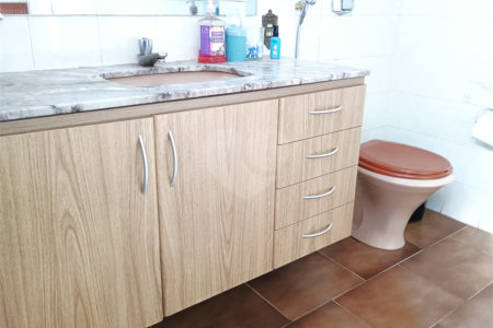 Casa à venda com 3 quartos, sendo 1 suíte, em Parque dos Bandeirantes, Ribeirão Preto, SP