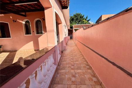 Casa à venda ou para alugar com 3 quartos, sendo 1 suíte, em Jardim Monte Santo, Itapetininga, SP